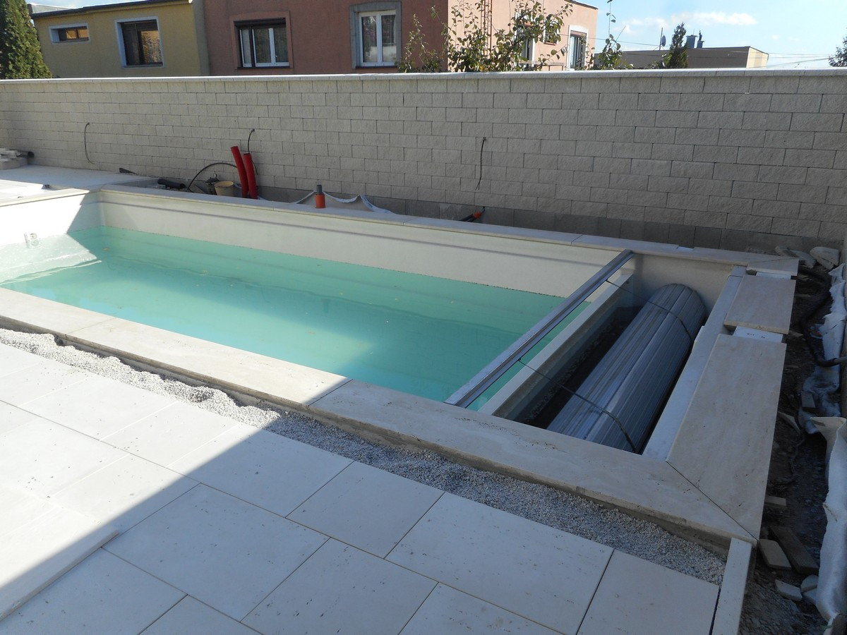 Obklad bazéna - rodinný dom Modra-3