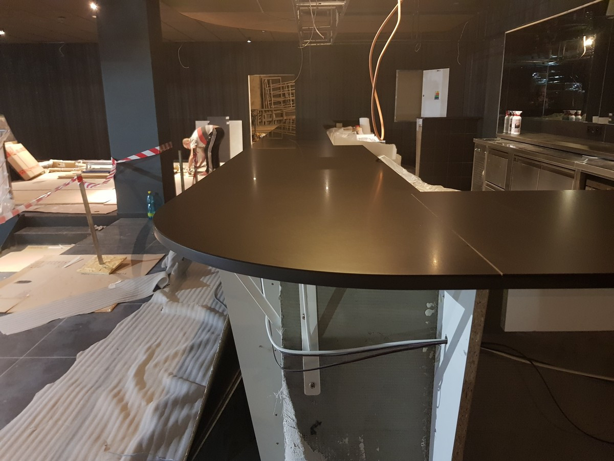 Barový pult - Praha-3