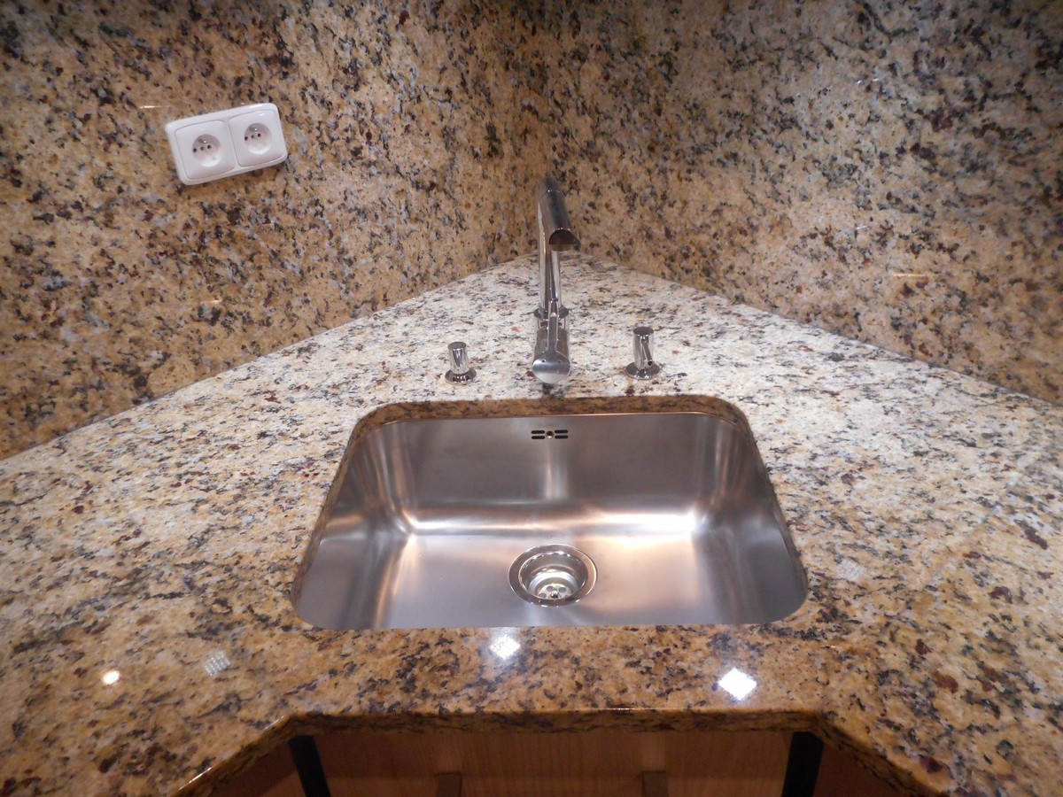 Kuchyňa - Nová Baňa-1